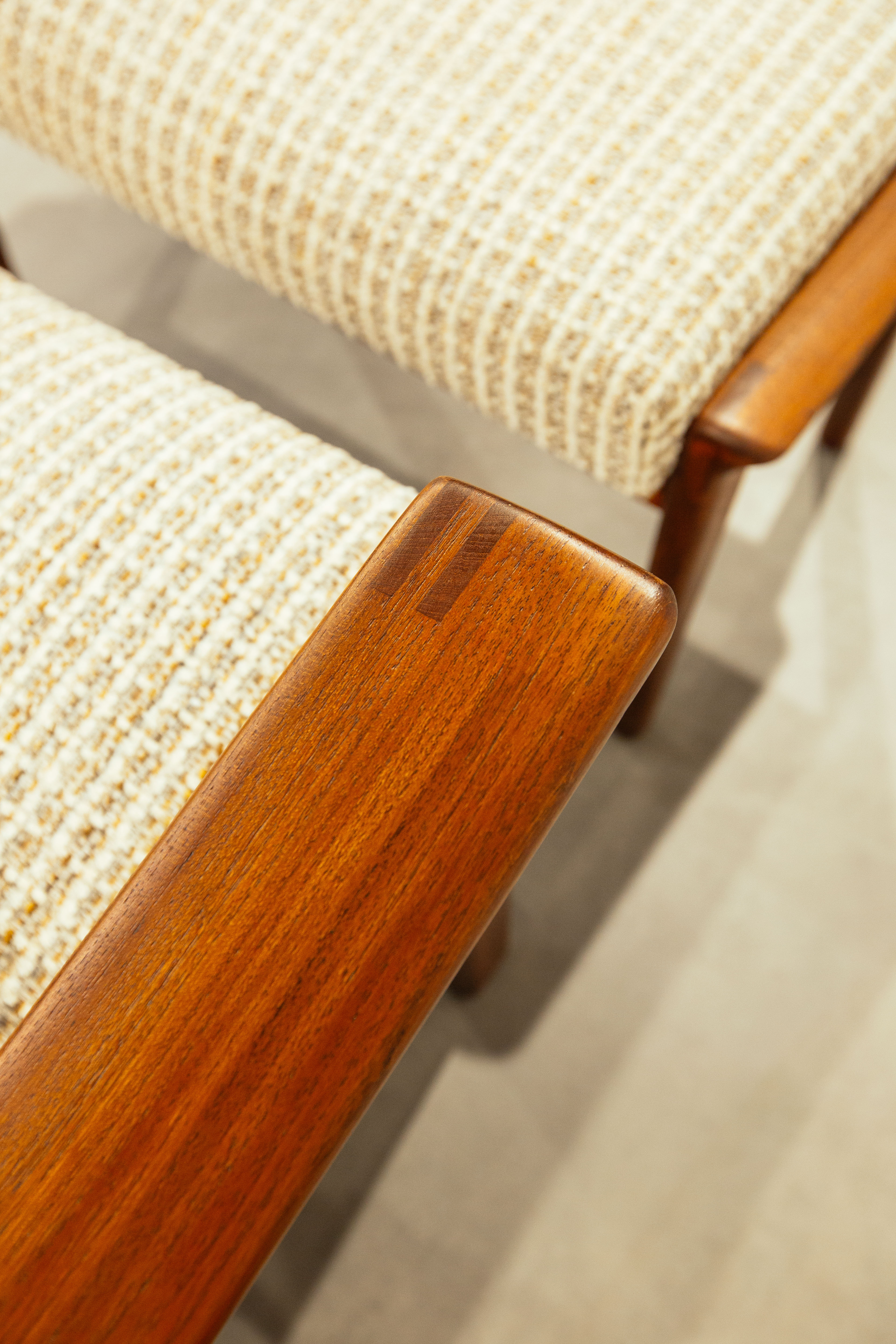 Bröderna Andrersson Chairs with Ottoman 